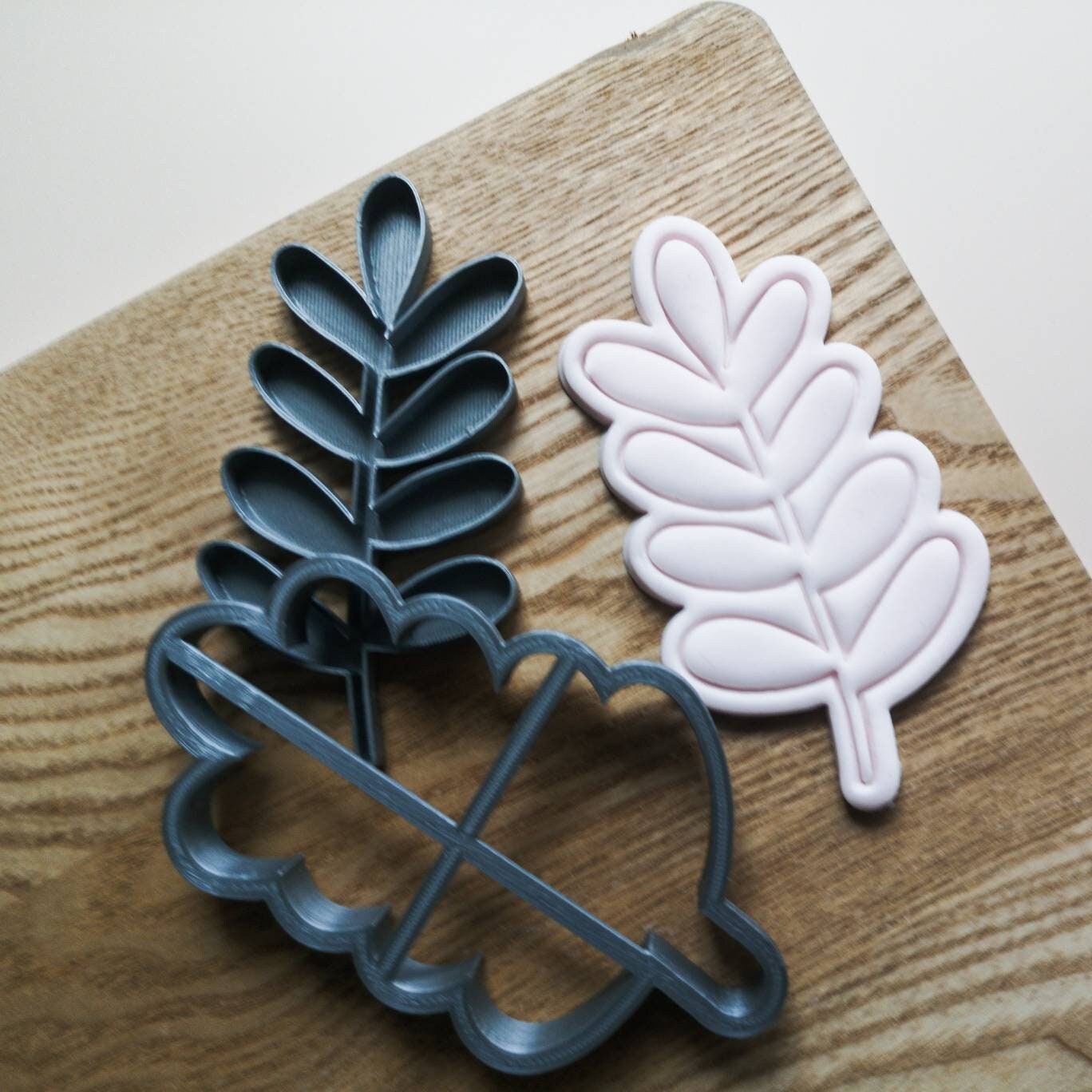 Leaf Shape fondant embossers (cookie stamp) & cutter